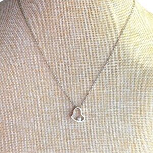 Delicate silver tone‎ cubic zirconia heart pendant necklace